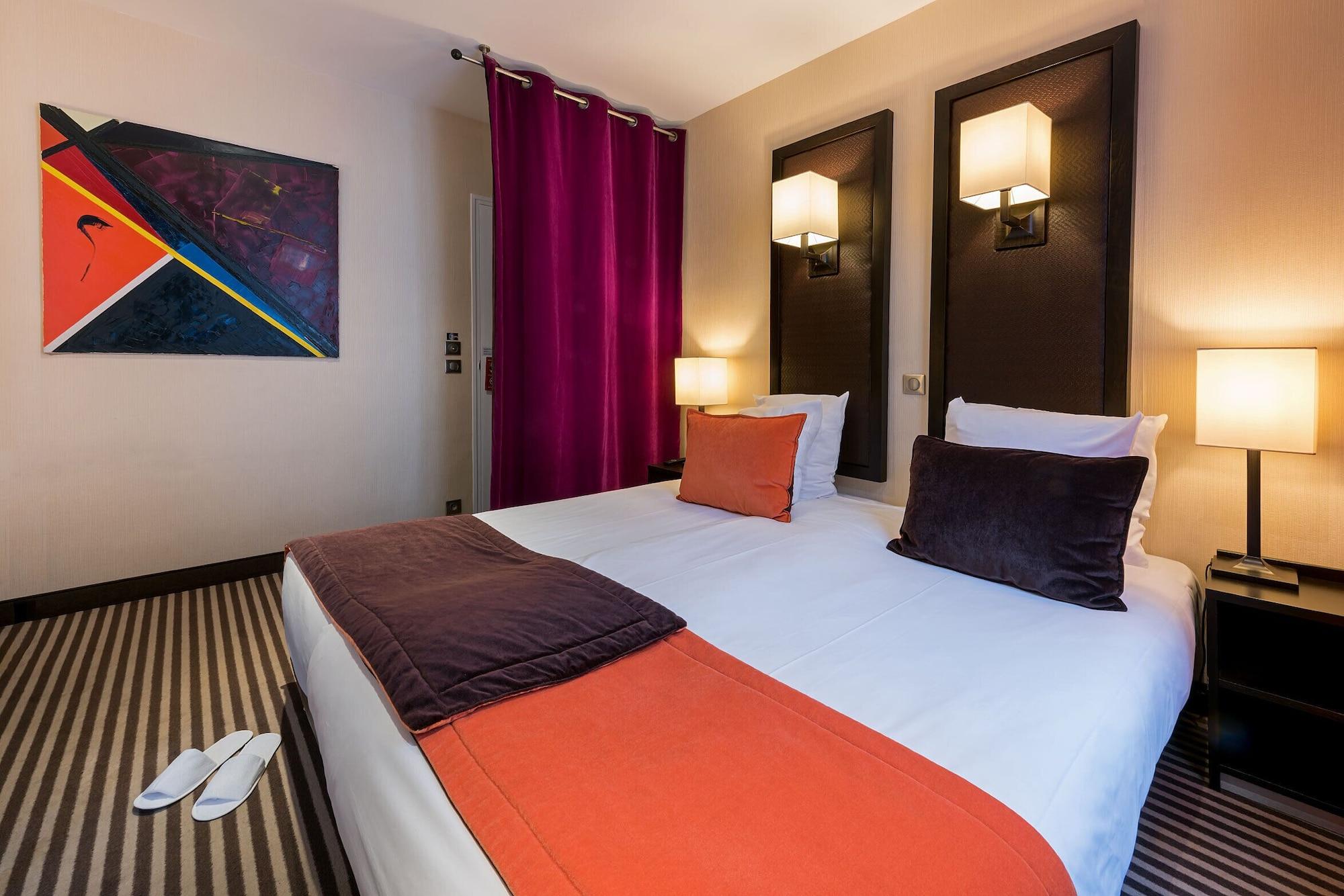 Pax Opera Hotel 3*